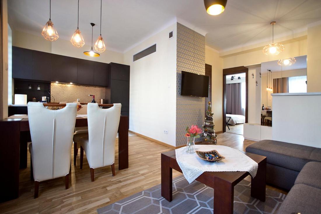 Niepodleglosci Serviced Apartments Warszawa Zewnętrze zdjęcie